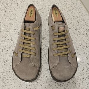 Camper Women's Peu Tan Suede Slip on shoe sz 41